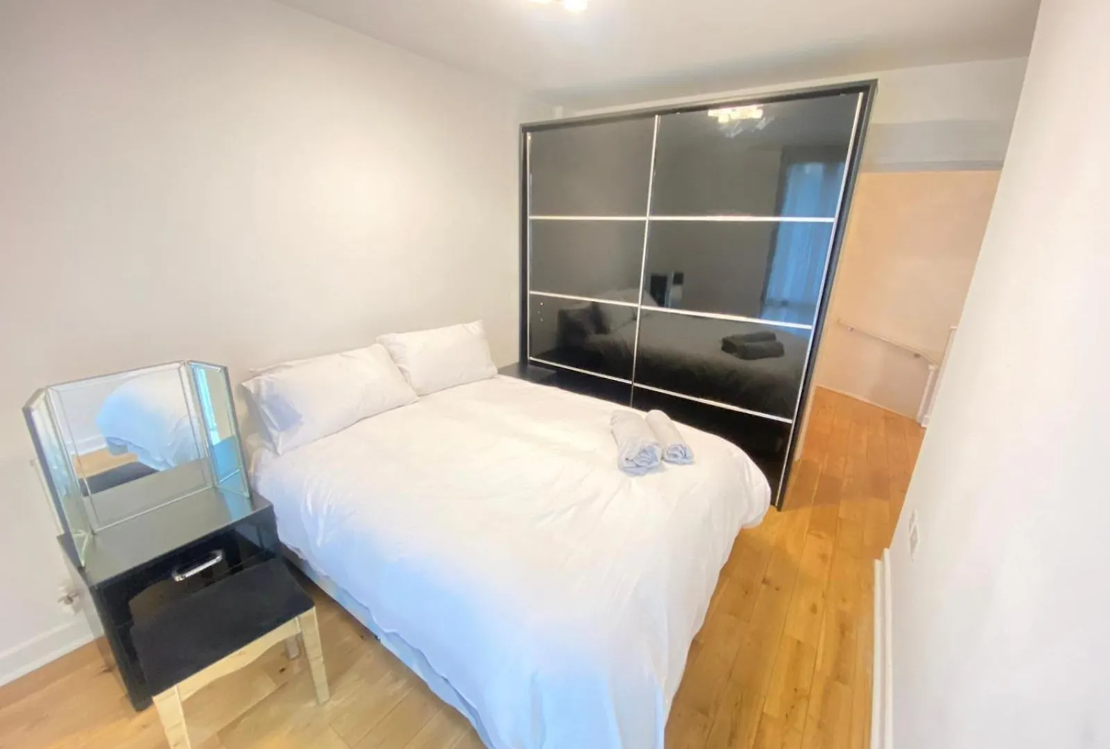 London East Side 2 Bed Duplex Apartment